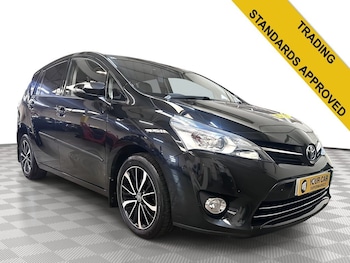 Used Toyota Verso 2017 for sale - 76234355: Photo