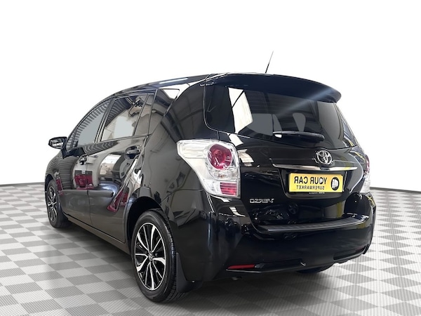 Used Toyota Verso 2017 for sale - 76234355: Photo 9