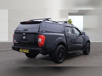 Used Nissan Navara 2018 for sale - 79423102: Photo