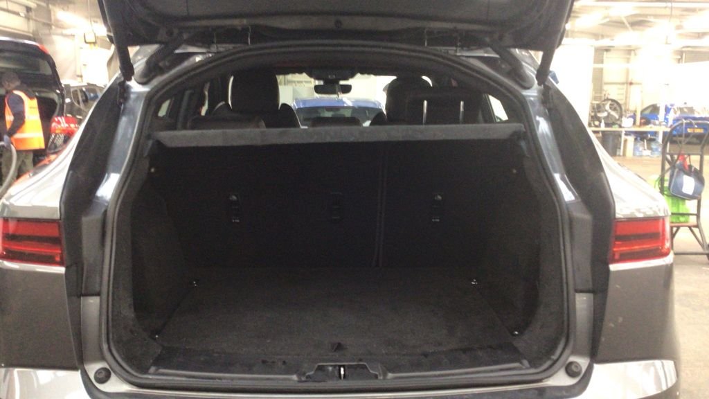 Used Jaguar E-Pace 2020 for sale - 76345520: Photo 7