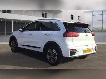 Used Kia Niro 2021 for sale - 76482351: Photo