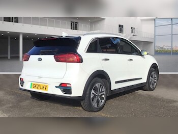 Used Kia Niro 2021 for sale - 76482351: Photo
