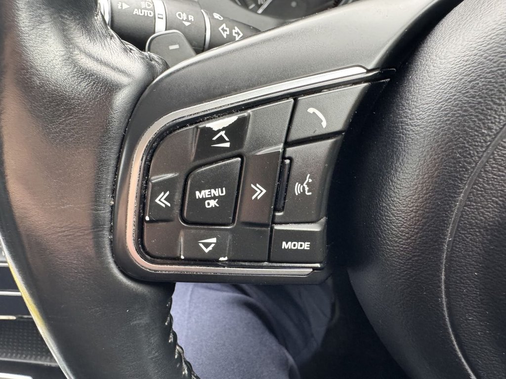 Used Jaguar XE 2016 for sale - 77806063: Photo 24