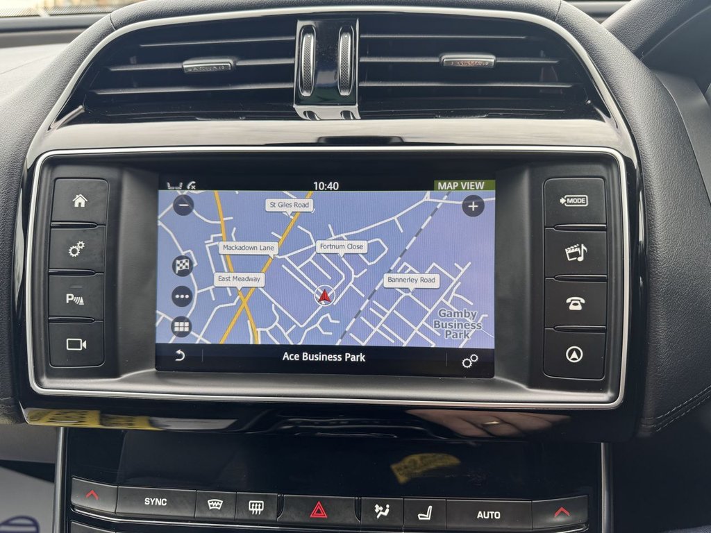 Used Jaguar XE 2016 for sale - 77806063: Photo 32