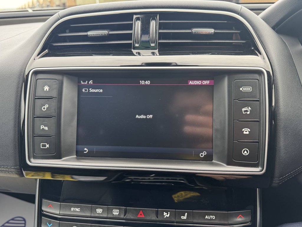 Used Jaguar XE 2016 for sale - 77806063: Photo 35