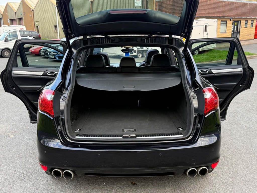 Used Porsche Cayenne 2011 for sale - 77009707: Photo 20