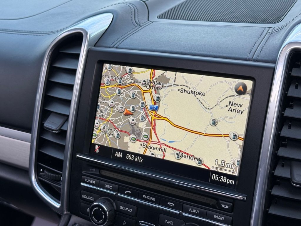 Used Porsche Cayenne 2011 for sale - 77009707: Photo 32