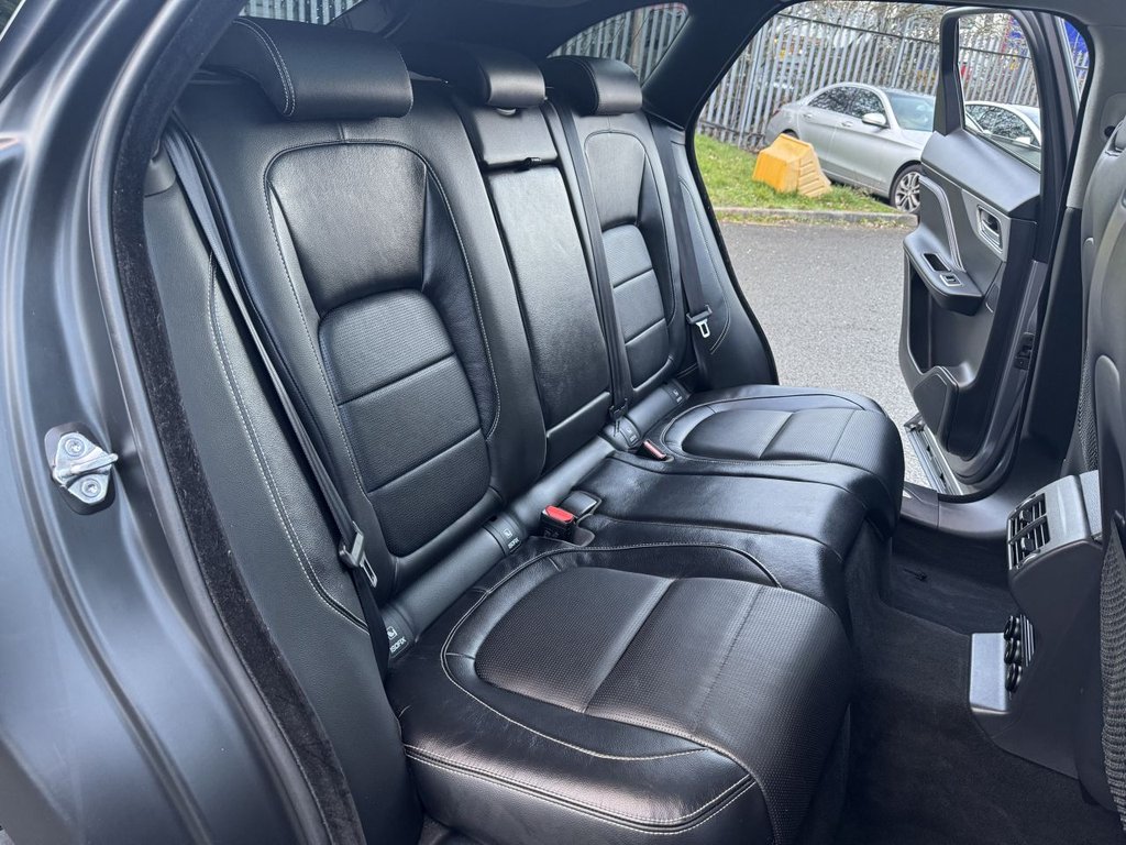 Used Jaguar F-Pace 2019 for sale - 77006978: Photo 11