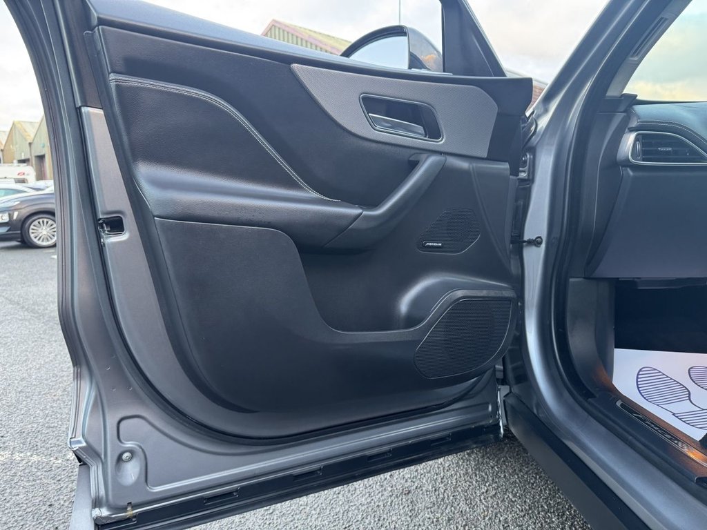 Used Jaguar F-Pace 2019 for sale - 77006978: Photo 14