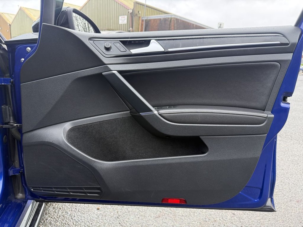 Used Volkswagen Golf 2017 for sale - 77806397: Photo 26