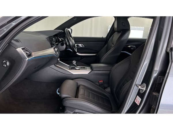 Used BMW 3 Series 2021 for sale - 76323547: Photo 5