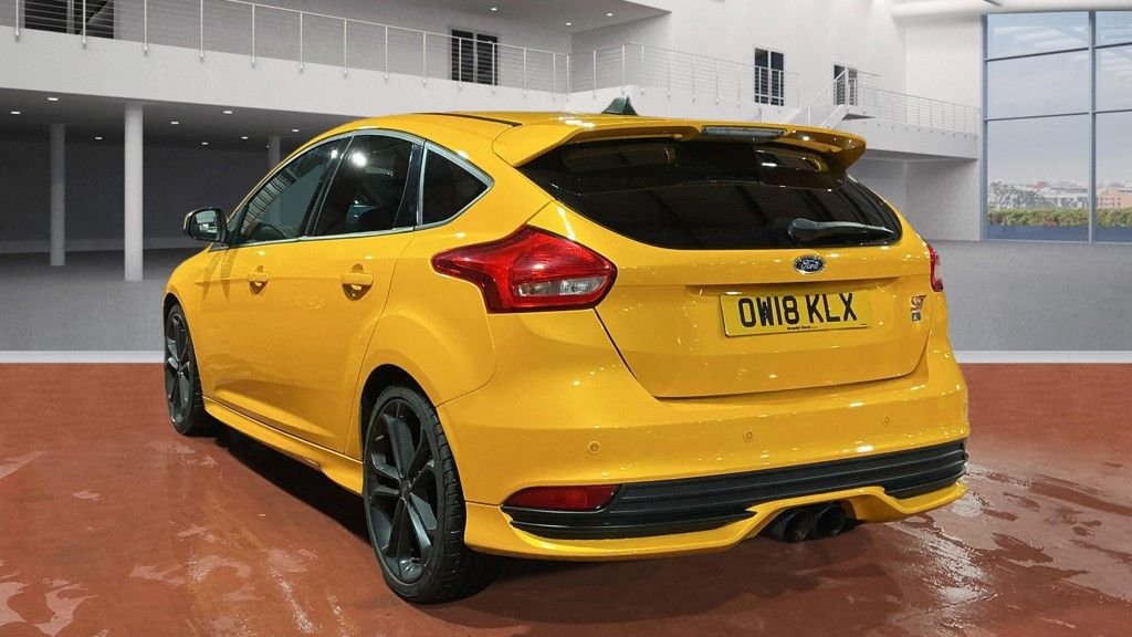 Used Ford Focus 2018 for sale - 77009636: Photo 3