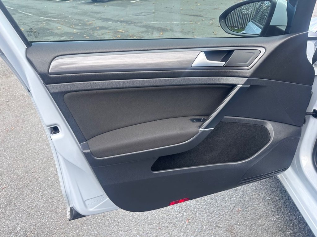 Used Volkswagen Golf 2018 for sale - 77009710: Photo 16