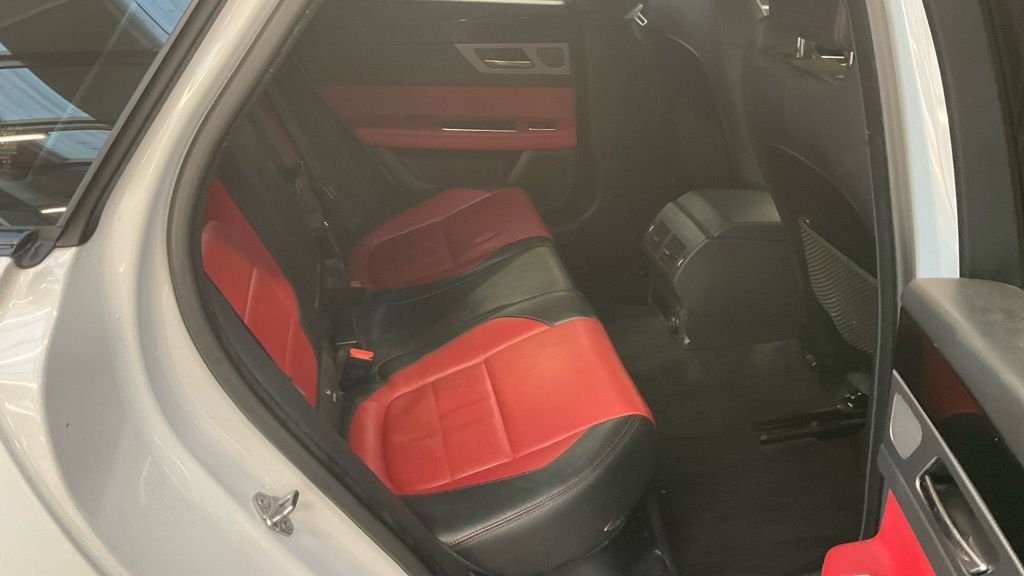 Used Jaguar XF 2018 for sale - 76740288: Photo 14