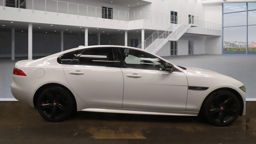 Used Jaguar XF 2018 for sale - 76740288: Photo 5