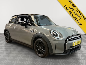 2021 (21) - 1.5 Cooper Classic Hatchback 3dr Petrol Steptronic Euro 6 (s/s) (136 ps)