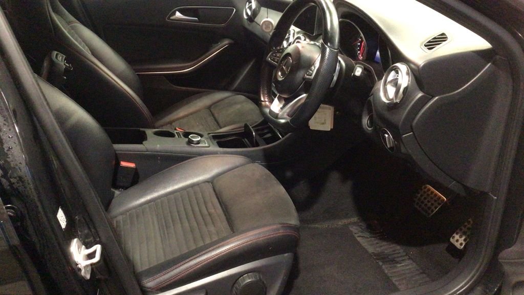 Used Mercedes-Benz GLA 2018 for sale - 77302147: Photo 15