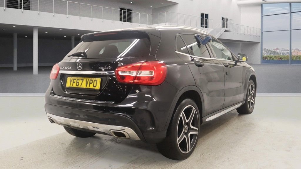 Used Mercedes-Benz GLA 2018 for sale - 77302147: Photo 4