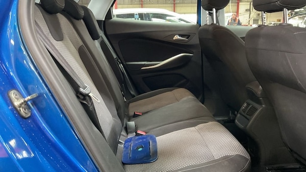 Used Vauxhall Grandland X 2018 for sale - 76234320: Photo 8