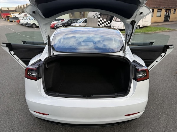 Used Tesla Model 3 2021 for sale - 76234339: Photo 18