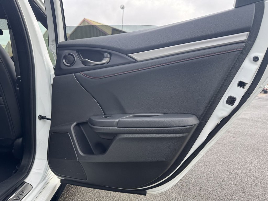 Used Honda Civic 2019 for sale - 77806297: Photo 12