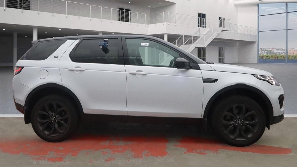 Used Land Rover Discovery Sport 2019 for sale - 77153637: Photo 5