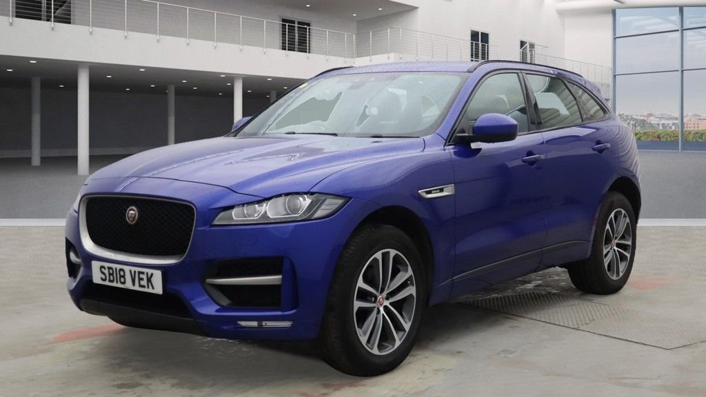 Used Jaguar F-Pace 2018 for sale - 76429773: Photo 2