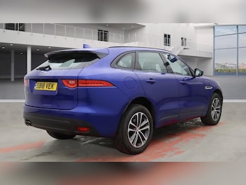 Used Jaguar F-Pace 2018 for sale - 76429773: Photo