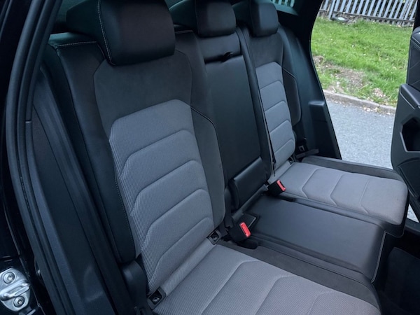 Used Volkswagen Tiguan 2018 for sale - 76234345: Photo 14