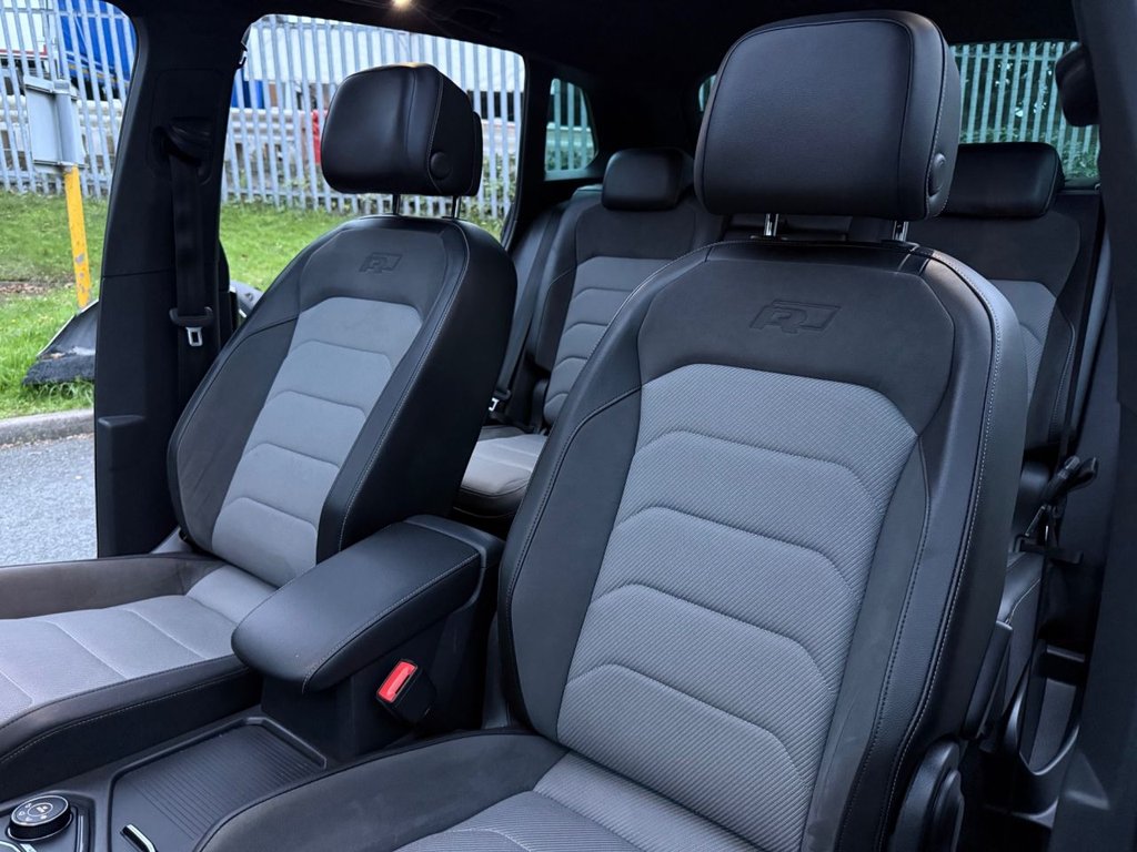 Used Volkswagen Tiguan 2018 for sale - 76234345: Photo 17