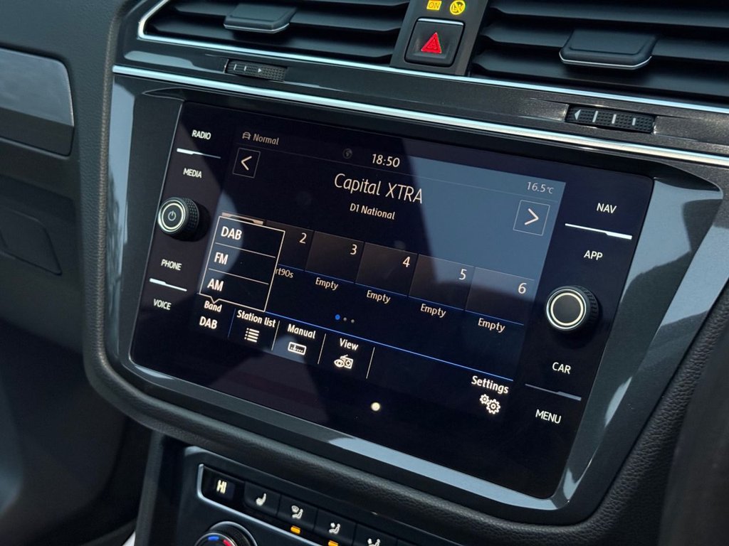 Used Volkswagen Tiguan 2018 for sale - 76234345: Photo 30