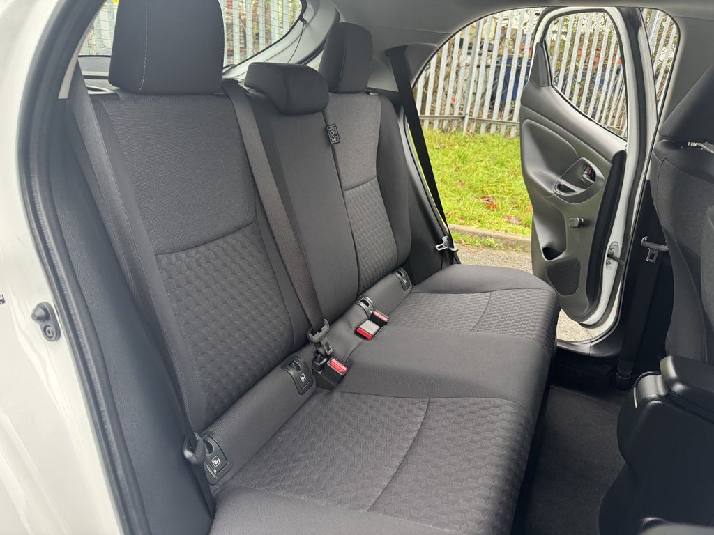 Used Toyota Yaris 2022 for sale - 77009783: Photo 12