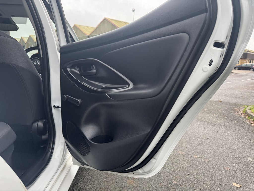 Used Toyota Yaris 2022 for sale - 77009783: Photo 18