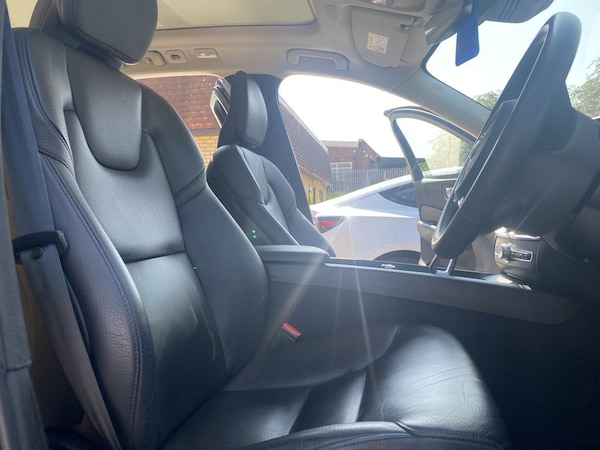 Used Volvo XC60 2021 for sale - 76234336: Photo 15