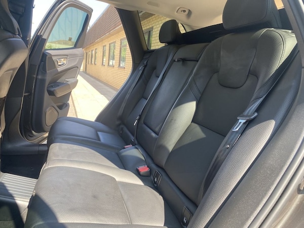 Used Volvo XC60 2021 for sale - 76234336: Photo 18