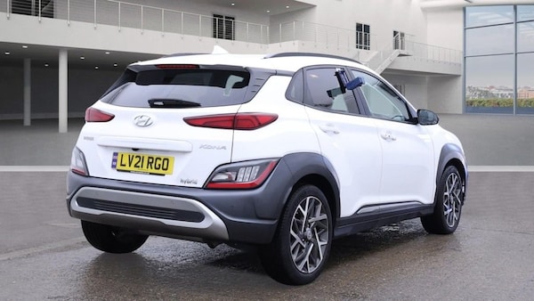 Used Hyundai KONA 2021 for sale - 76234277: Photo 4