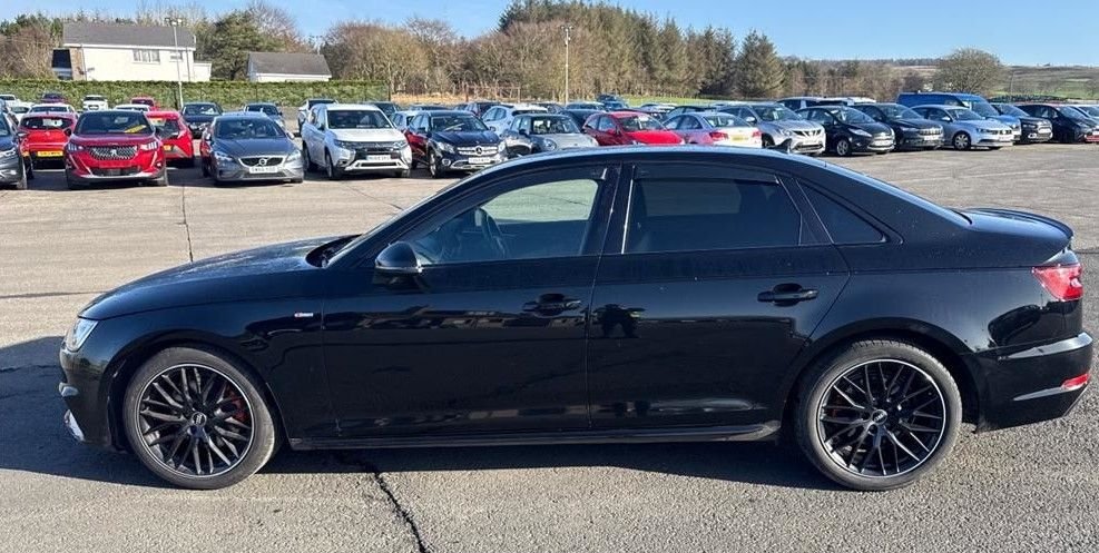 Used Audi A4 2018 for sale - 77937143: Photo 3