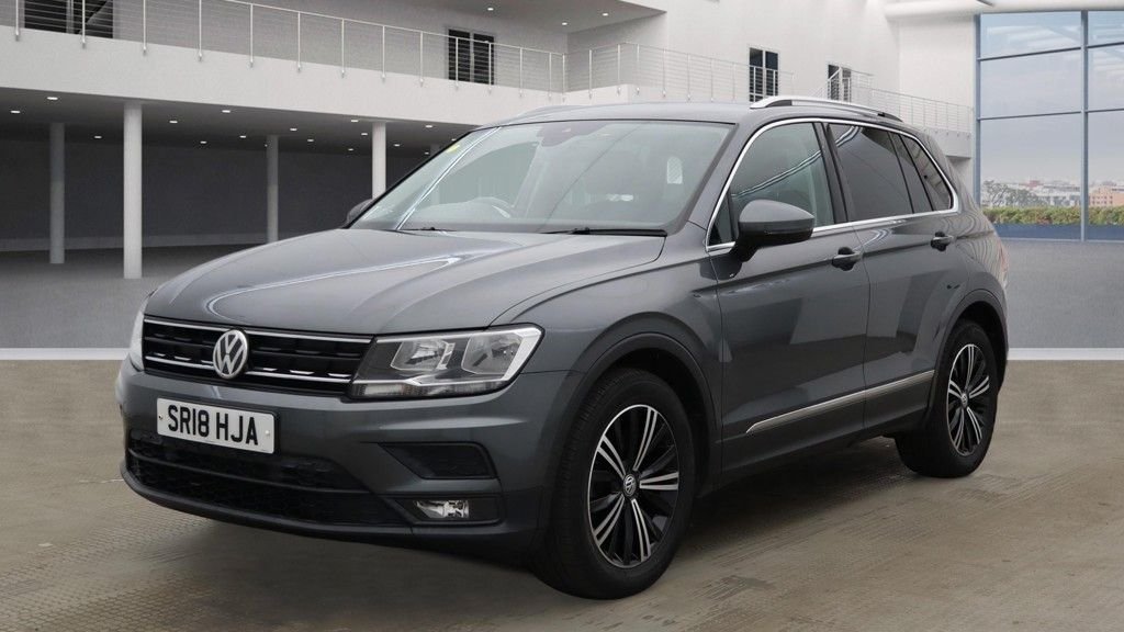 Used Volkswagen Tiguan 2018 for sale - 77153817: Photo 2