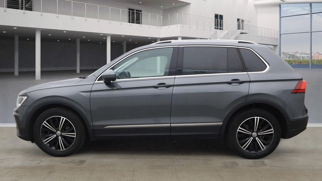Used Volkswagen Tiguan 2018 for sale - 77153817: Photo 6