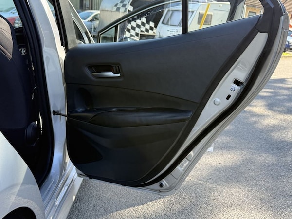 Used Toyota Corolla 2021 for sale - 76234404: Photo 25