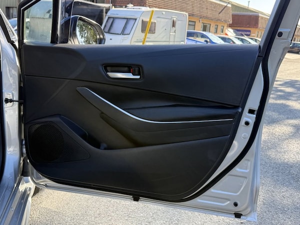 Used Toyota Corolla 2021 for sale - 76234404: Photo 26