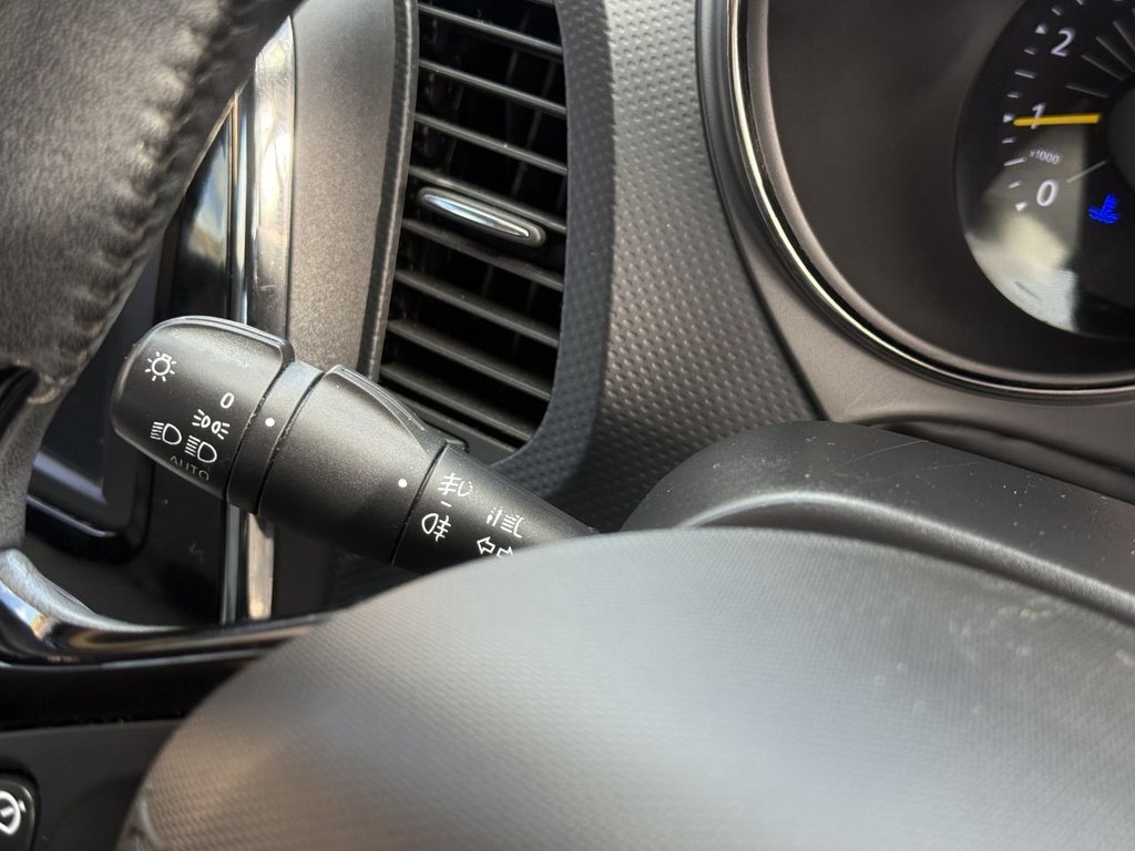 Used Renault Captur 2014 for sale - 77806419: Photo 24