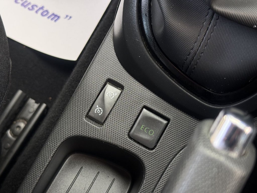 Used Renault Captur 2014 for sale - 77806419: Photo 32