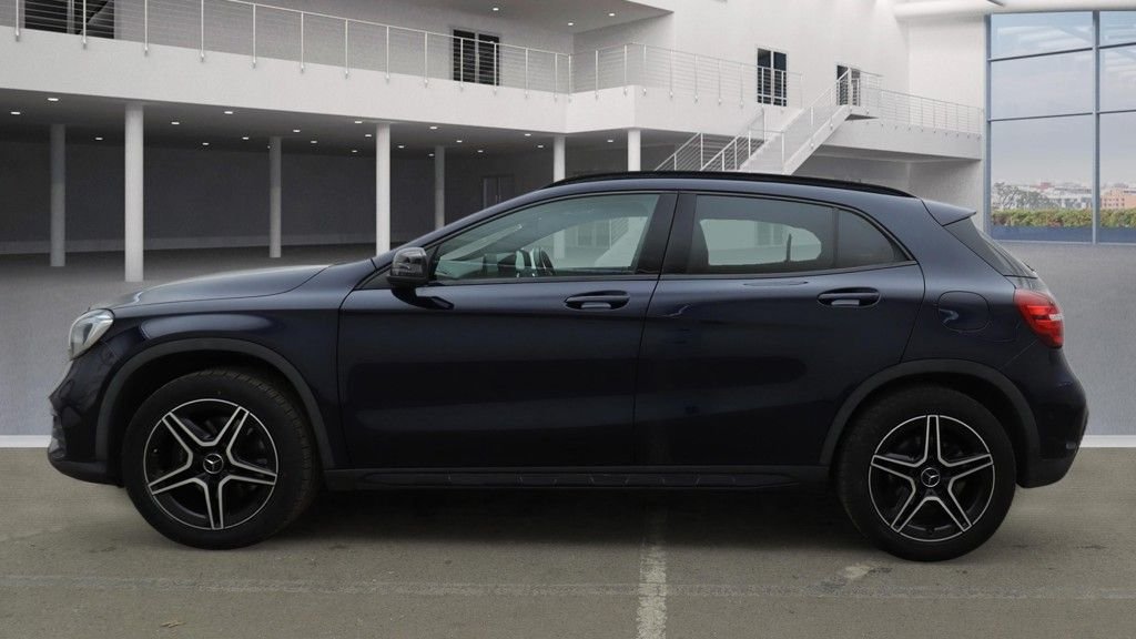 Used Mercedes-Benz GLA 2018 for sale - 77153895: Photo 6