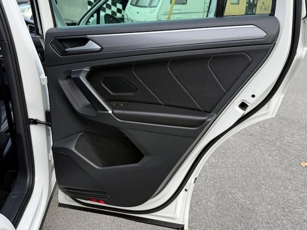 Used Volkswagen Tiguan 2020 for sale - 76234400: Photo 21