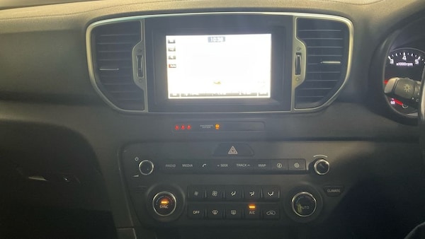 Used Kia Sportage 2018 for sale - 76234310: Photo 11