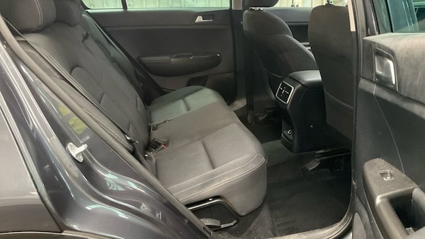 Used Kia Sportage 2018 for sale - 76234310: Photo 8