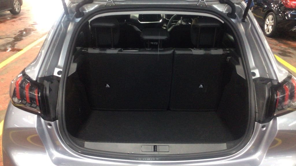 Used Peugeot 208 2023 for sale - 77009791: Photo 19