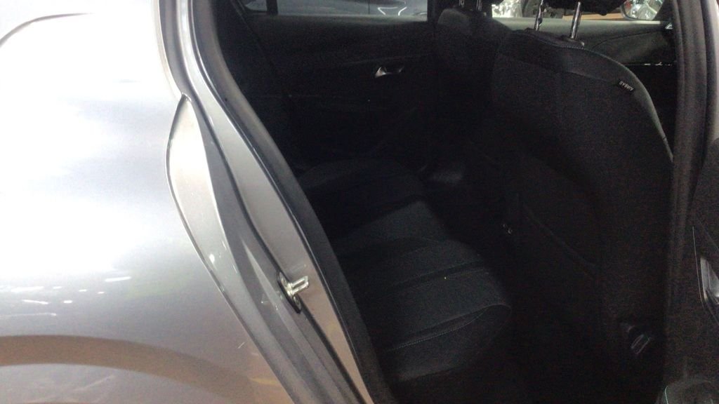 Used Peugeot 208 2023 for sale - 77009791: Photo 20