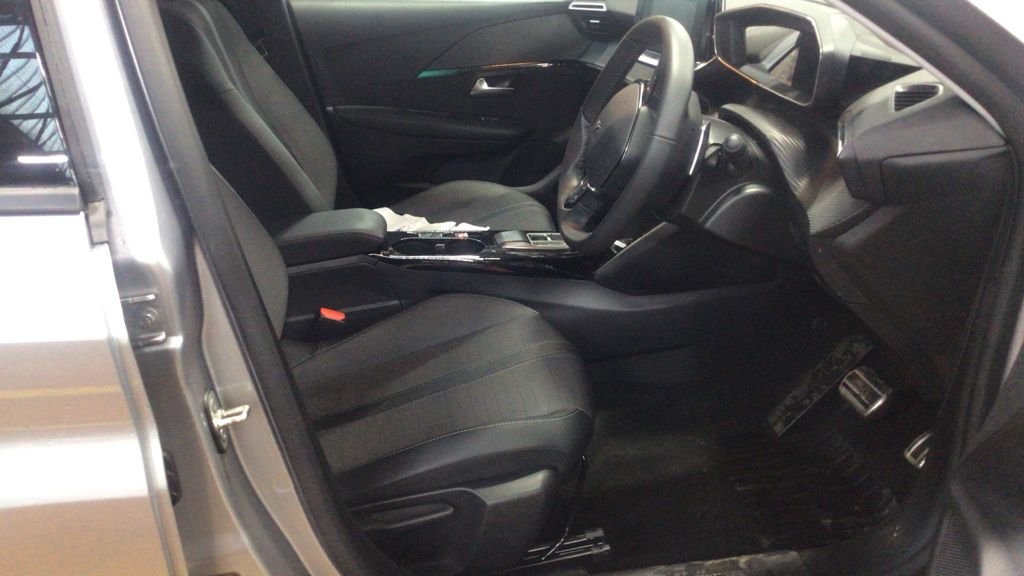 Used Peugeot 208 2023 for sale - 77009791: Photo 21